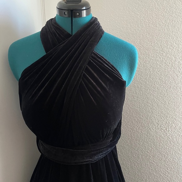 Fabulous Jet Black Velvet Infinity Maxi Dress - 72 Styles - Picture 1 of 6